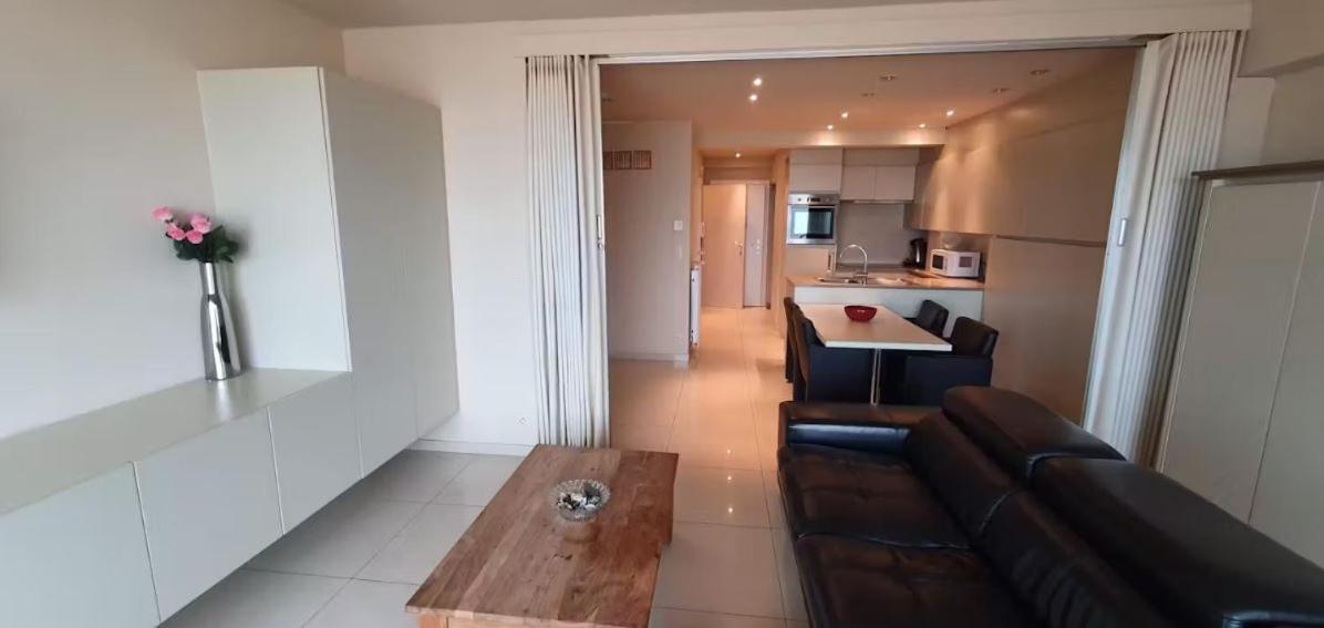 "Puerto Cristo" - Modern Studio With Seaview T78 Oostende Dış mekan fotoğraf